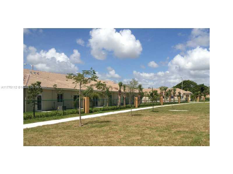 Primary Photo - 13212 Old Biscayne Dr