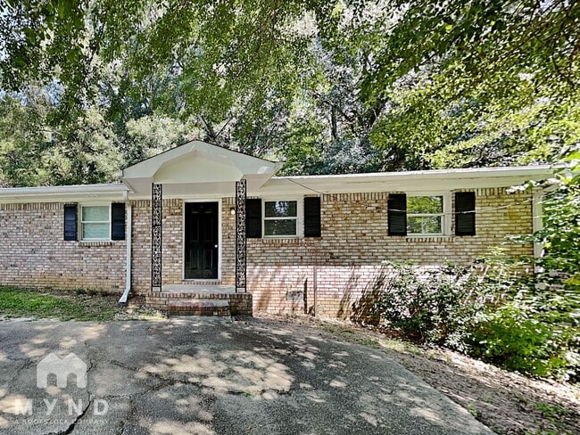 Building Photo - 71 Sheila Ln
