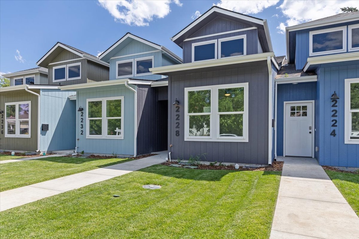 Foto principal - 2228 E 4th Ave