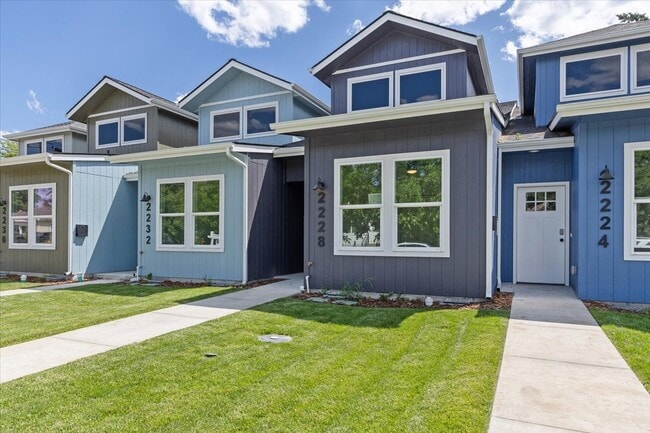 Building Photo - 2228 E 4th Ave