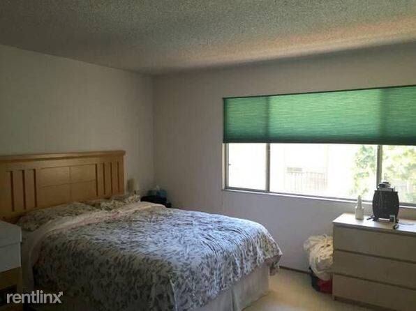 Building Photo - 3 br, 2.5 bath Townhome - 1973 Countrywood Ct