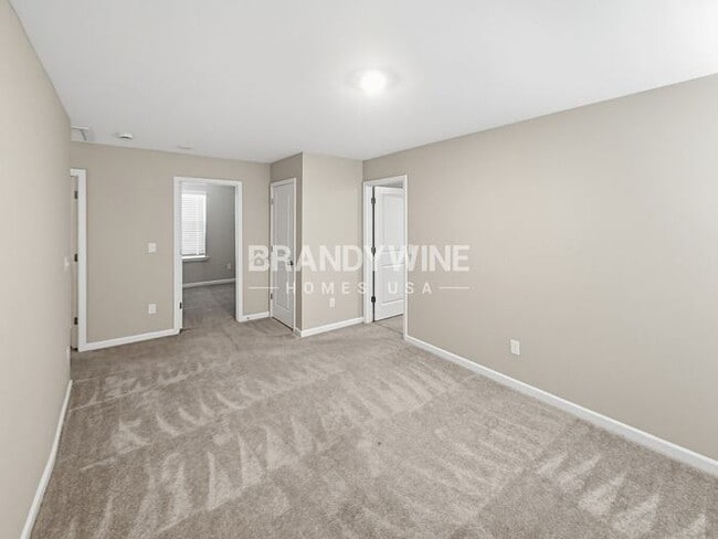Building Photo - 680 Friesland Dr