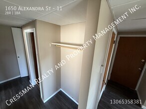 Building Photo - 1650 Alexandra St