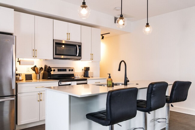 Foto del edificio - 324 S 2nd St