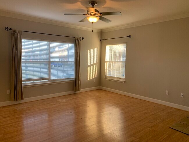 Foto del edificio - 11620 Tomahawk Creek Pkwy