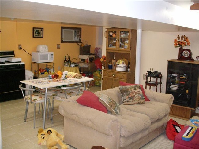 Foto del edificio - 633 Hempstead Gardens Dr