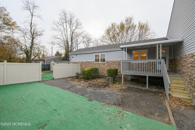 Foto del edificio - 136 7th St