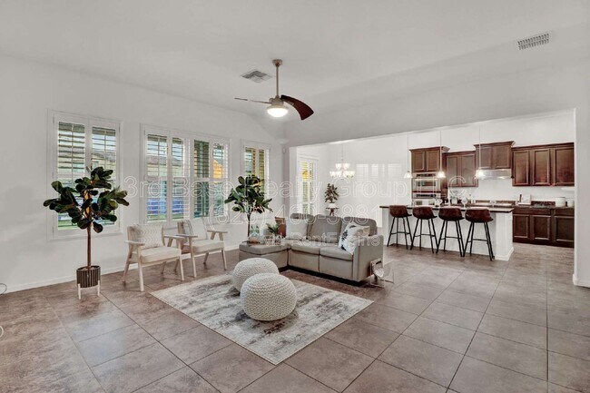 Foto del edificio - 20465 W Ridge Rd