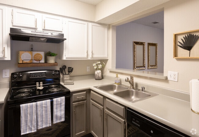 1HAB 1BA - 630 ft² - ReNew Fairmont Park