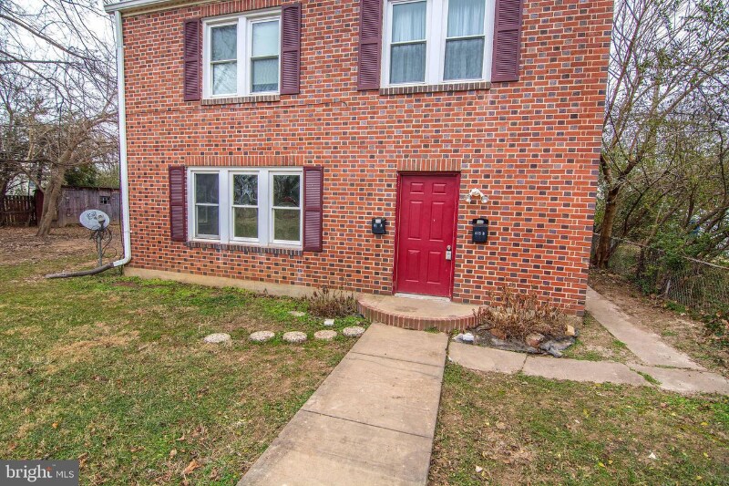415 Virginia Ave Unit B, Front Royal, VA 22630 Apartment for Rent in