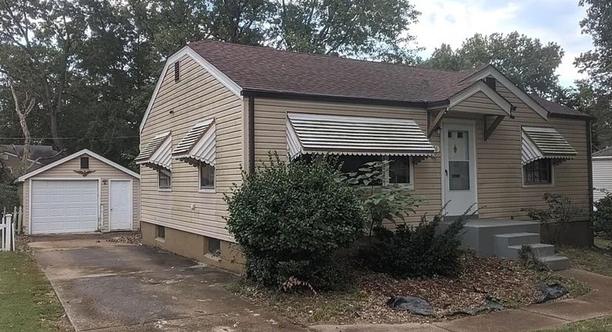 Primary Photo - Delightful 2-bedroom, 1-bathroom single-fa...