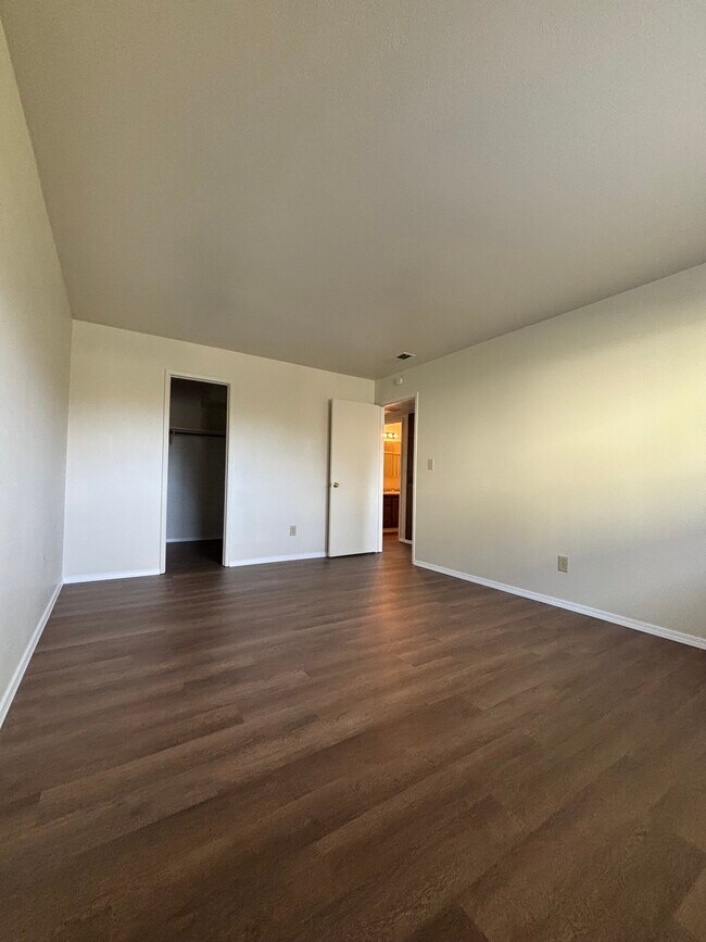 Unidad 15 - Manzanita Manor Apartments