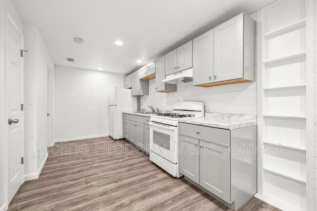 Building Photo - 1832 E Gregson Ave