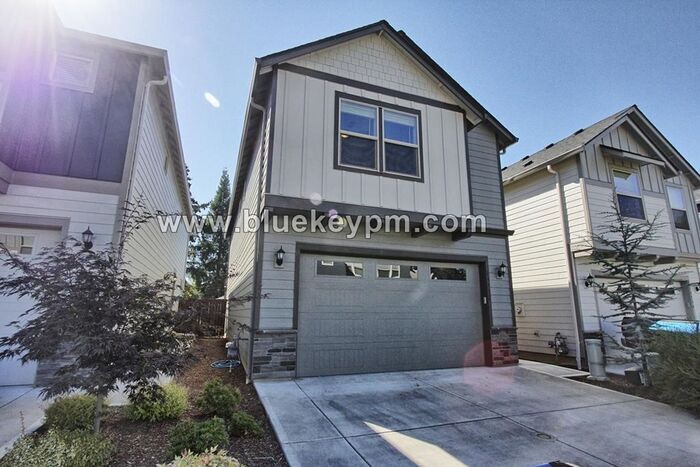 Primary Photo - 3 Bed,2.5 Bath Townhome at the Landing At ...