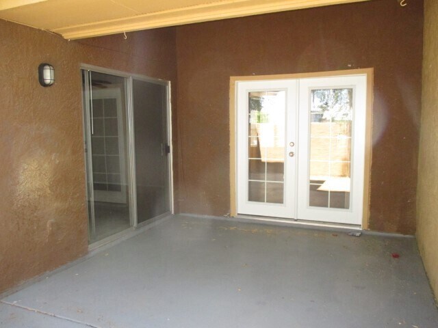 Building Photo - 2533 W. Hazelwood