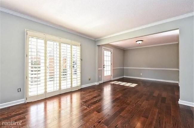 Foto del edificio - 3 br, 2 bath House - 14920 Cherry Ave