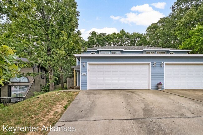 Building Photo - 3 br, 2.5 bath House - 2956 Sterling Ct