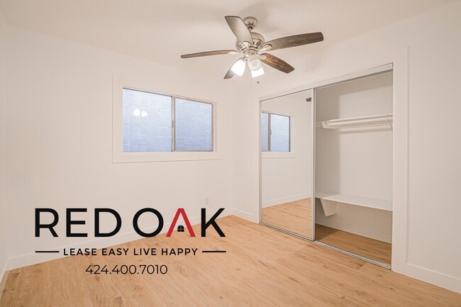 Foto del edificio - 2244 S Western Ave