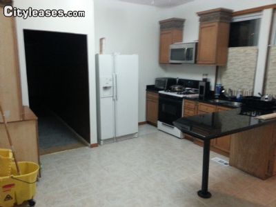 Foto del edificio - 3114 W 41st St