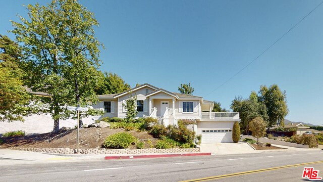 Primary Photo - 3461 Santa Carlotta St