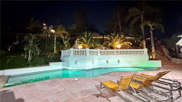 Foto del edificio - 141 S Peralta Hills Dr