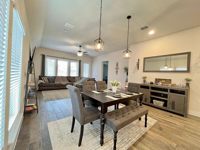 Foto del edificio - 3 Bedroom/2 Bath Kallison Ranch Subdivision