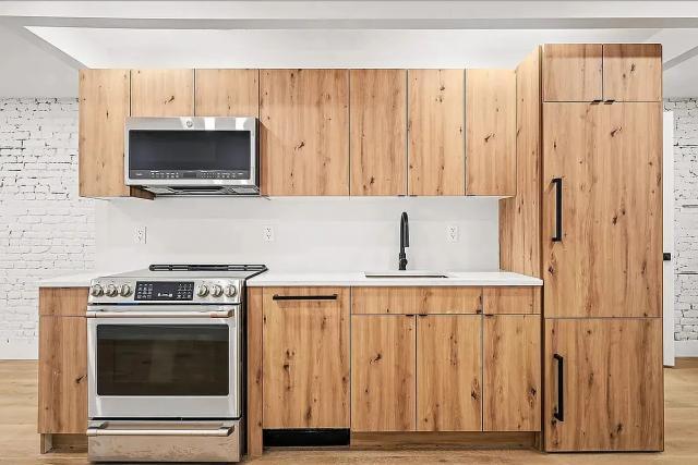 Primary Photo - 3 bedroom in New York NY 10002
