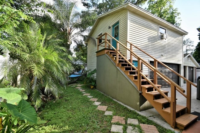 Building Photo - 4540 Astral St