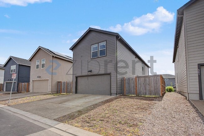 Building Photo - 555 Stoller St