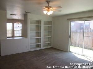 Building Photo - 8903 Dakota Run