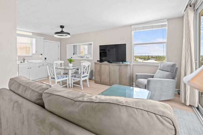Foto del edificio - 5800 Bonita Beach Rd SW