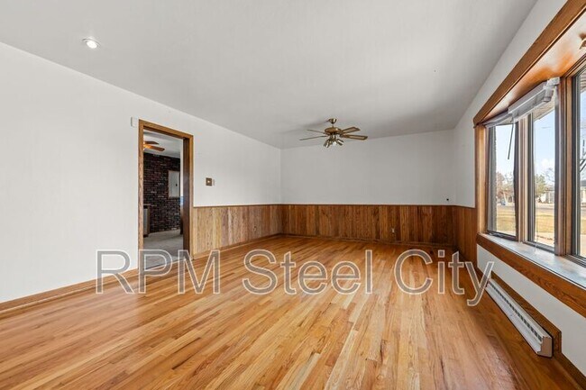 Foto del edificio - 1529 Alexander Cir