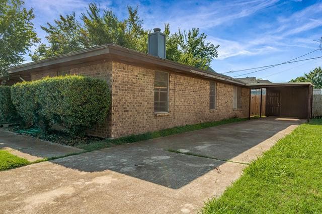 Foto del edificio - 808 Windcrest Dr