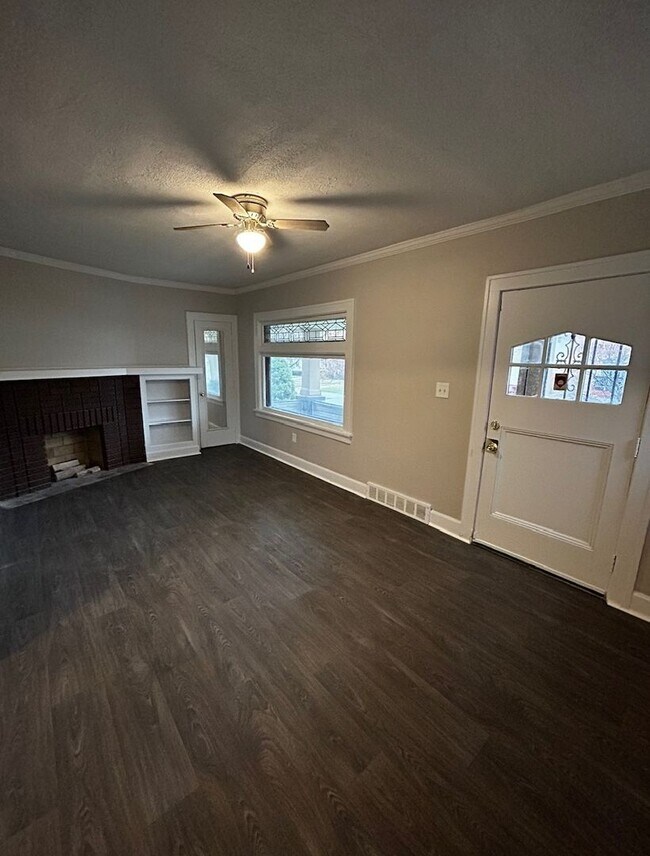 Building Photo - 11414 Glenboro Drive