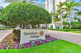 Building Photo - 20000 E Country Club Dr