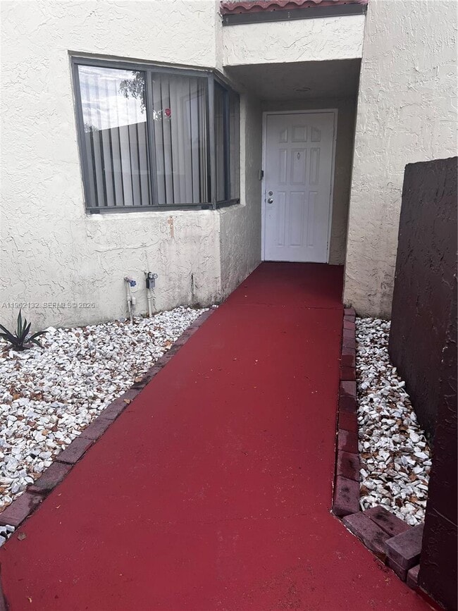 Building Photo - 9733 SW 138th Ave