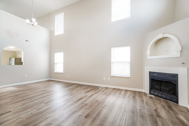Building Photo - 4880 Grimm Dr