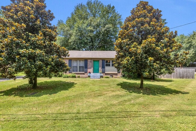 Building Photo - 4815 Danby Dr