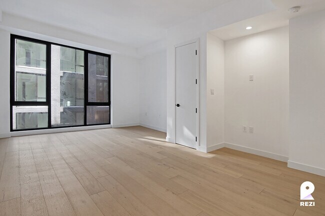 Foto del edificio - 148-37 88th Ave
