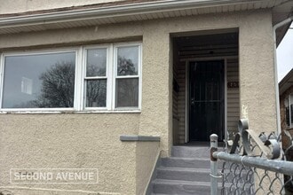 Building Photo - 7518 S Merrill Ave