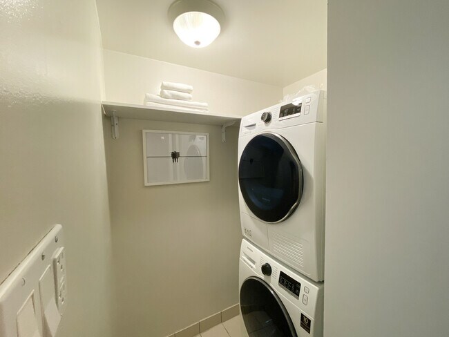 Photo du bâtiment - 1580 Haro