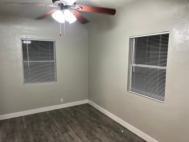 Foto del edificio - 1150 N Hamilton Blvd