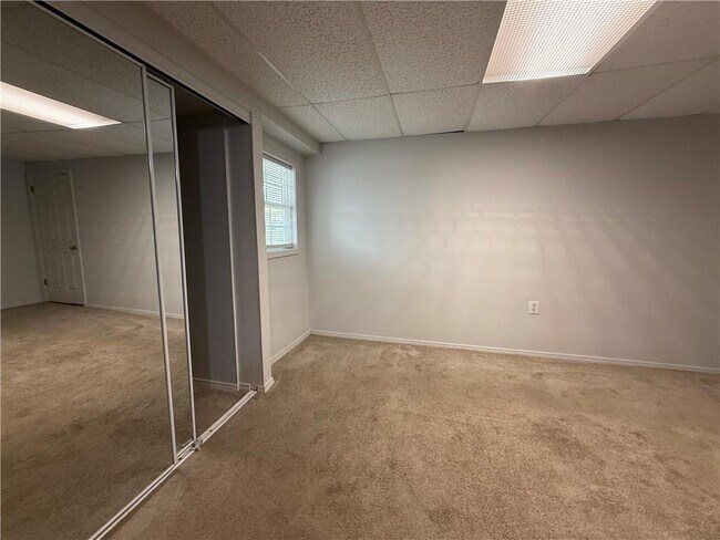Foto del edificio - 269 E Pickens Rd