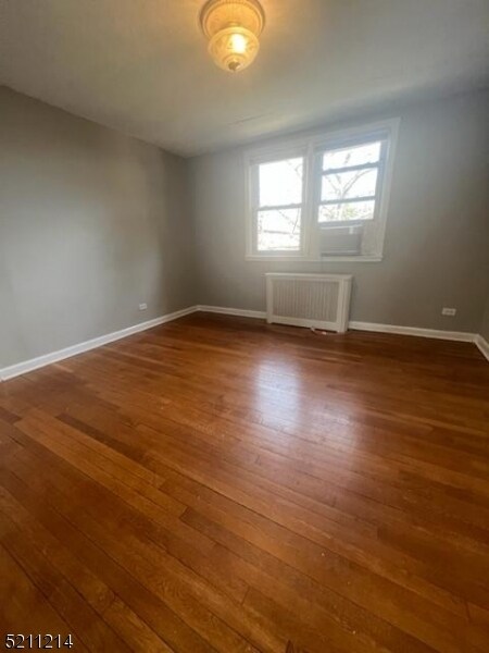 Building Photo - 1705 N Wood Ave