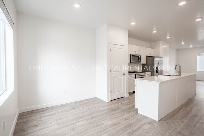 Building Photo - 329 S 1110 W