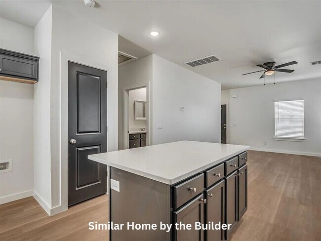 Foto del edificio - Beautiful New Build in Lawton – Pet Friendly!