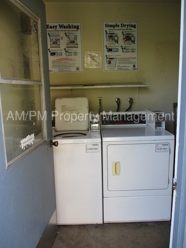 Building Photo - 2 Bed, 2 Bath - 7340 Corsican Dr. #C, H.B.