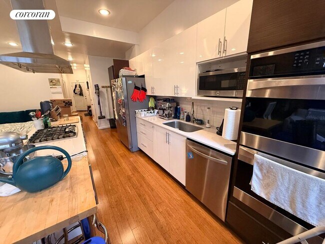 Foto del edificio - 1360 Prospect Pl