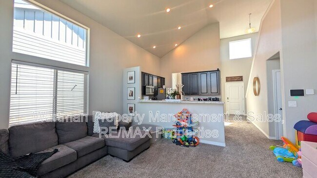 Foto del edificio - 6452 Vedder Dr