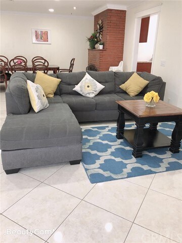 Foto del edificio - 9392 Weldon Dr